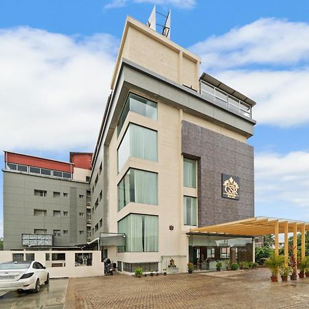 Hotel Gsr Tumkur Luaran gambar