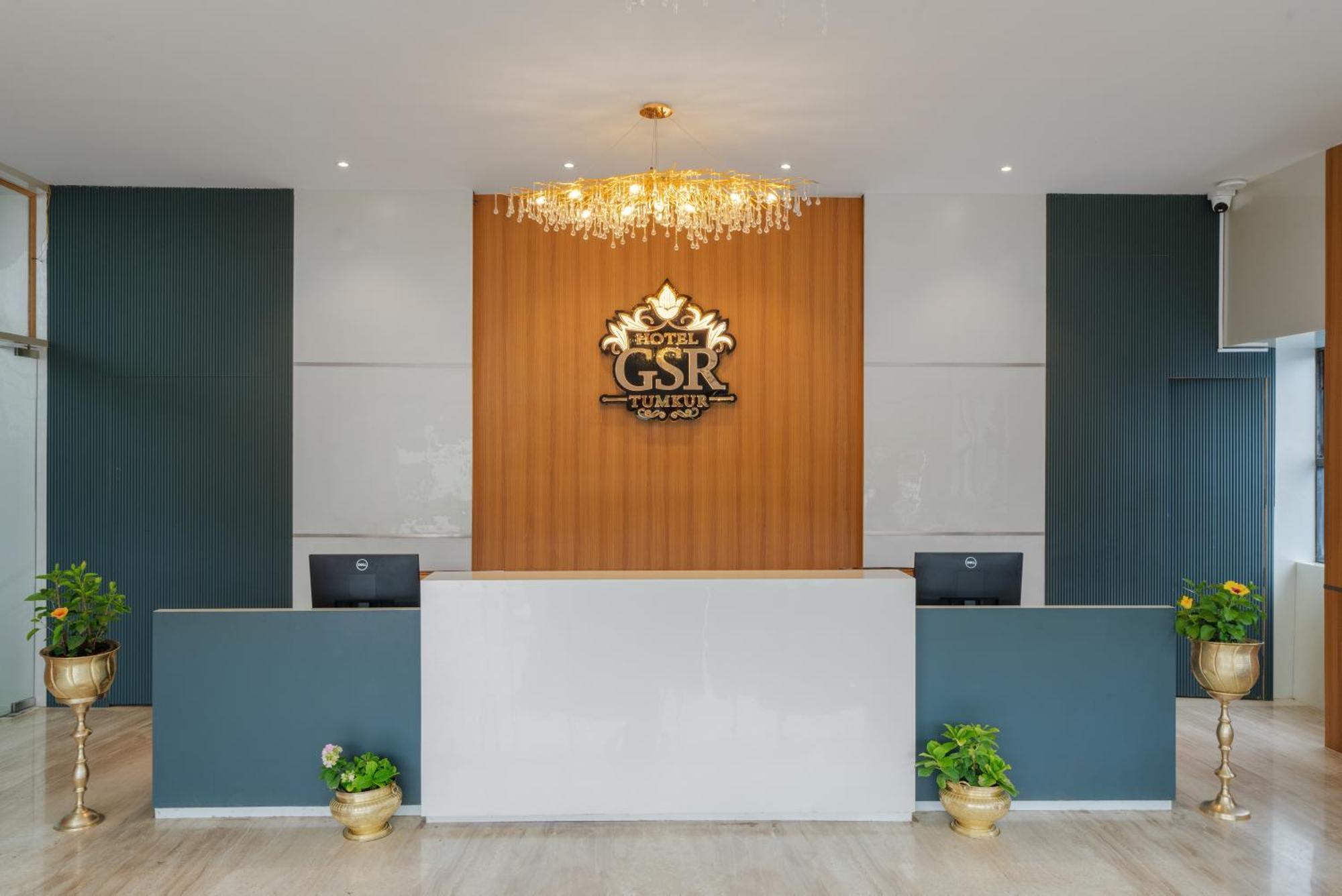 Hotel Gsr Tumkur Luaran gambar