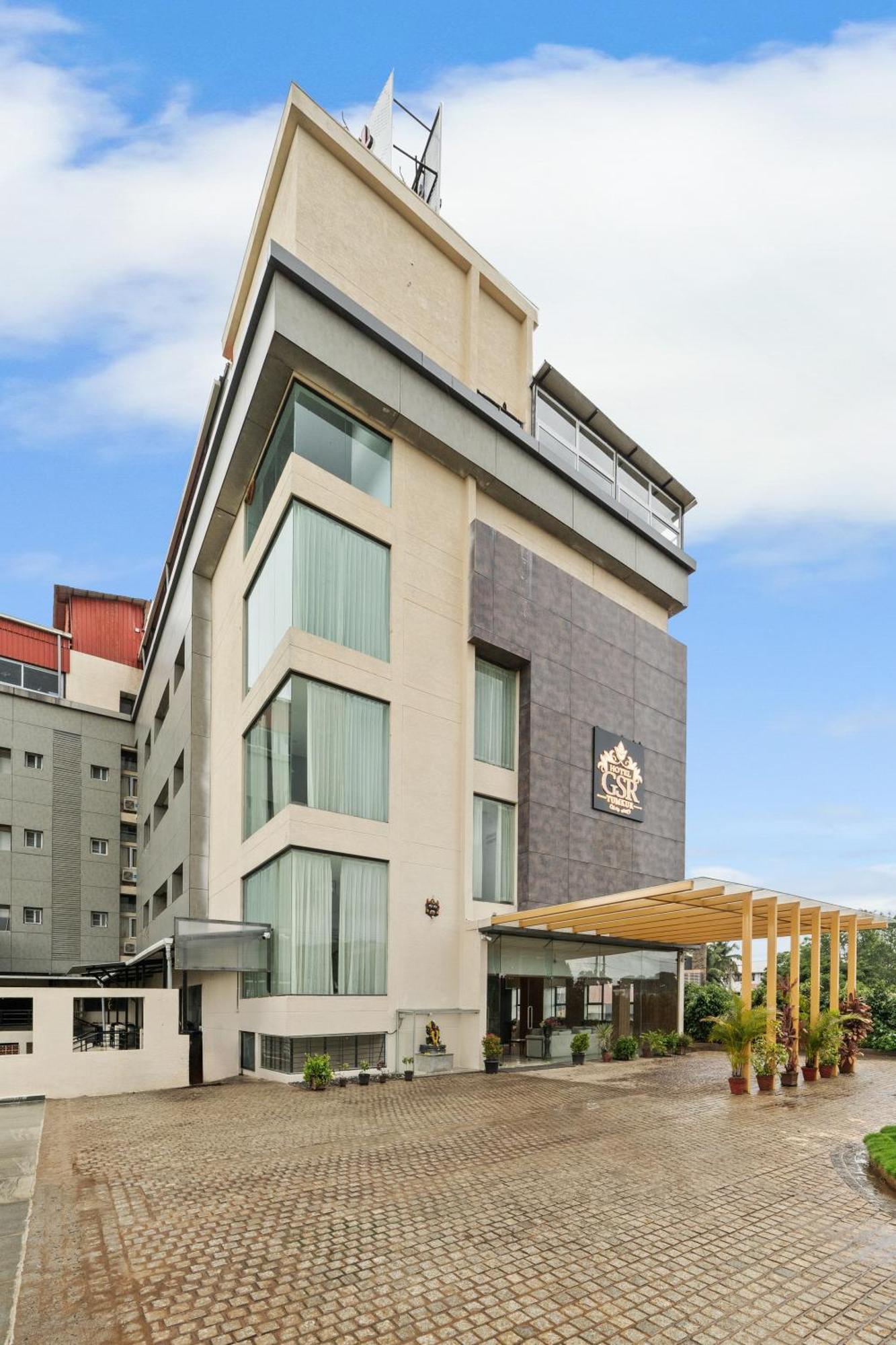 Hotel Gsr Tumkur Luaran gambar