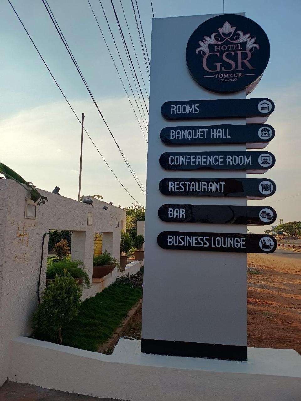 Hotel Gsr Tumkur Luaran gambar